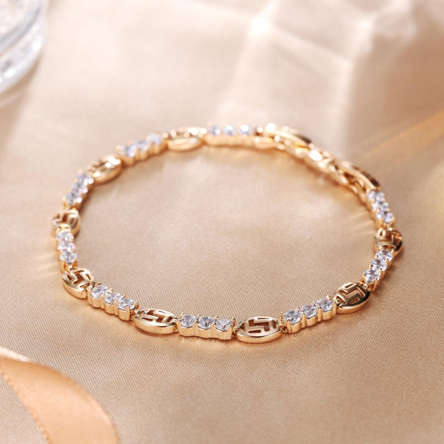 TIMEMATRIX 18K Gold Plated Sparkling White Cubic Zirconia & Rhinestone Tennis Bracelet for Women | Elegant Fashion Jewellery Gift for Girlfriend, Wife & Mother