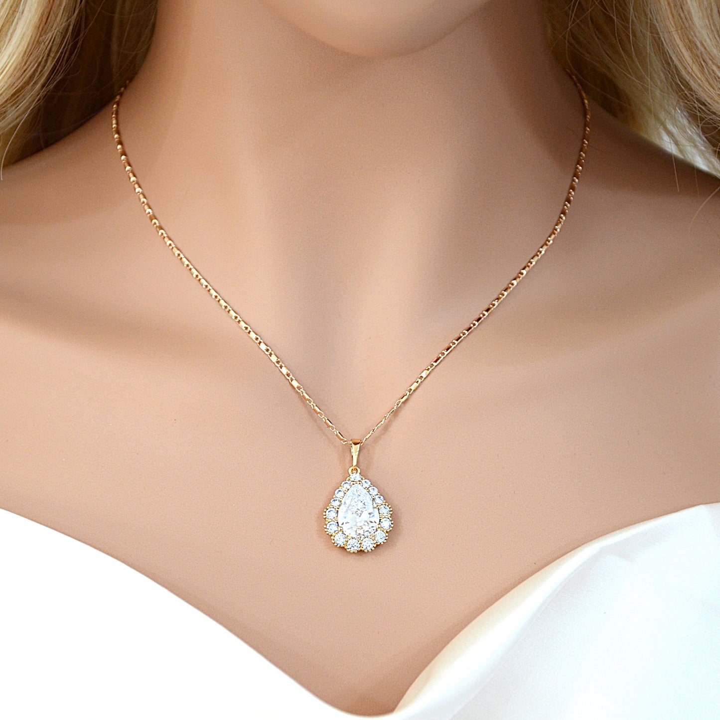 TIMEMATRIX Women's 18K Gold Plated Water Drop Pendant Necklace | White Pear Zirconia Gemstone, Stylish Daily & Gift Jewelry