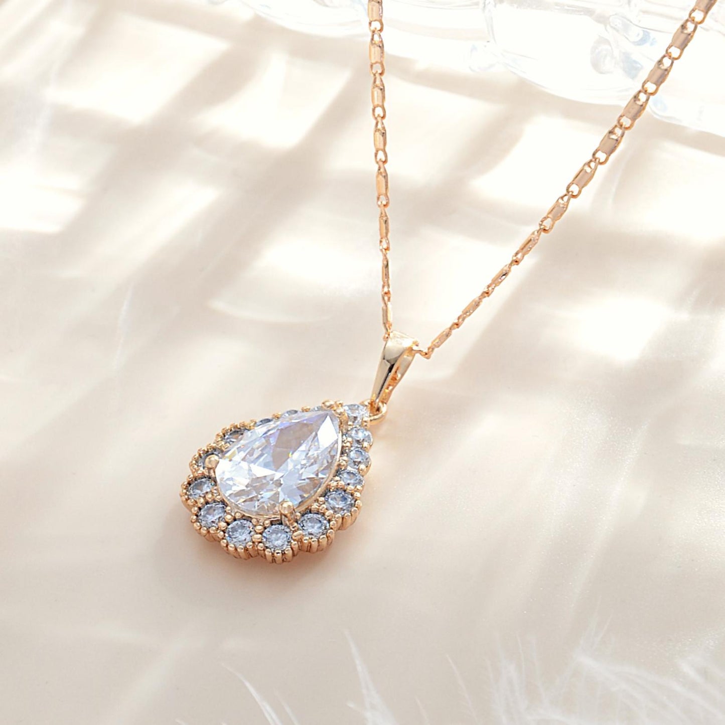 TIMEMATRIX Women's 18K Gold Plated Water Drop Pendant Necklace | White Pear Zirconia Gemstone, Stylish Daily & Gift Jewelry